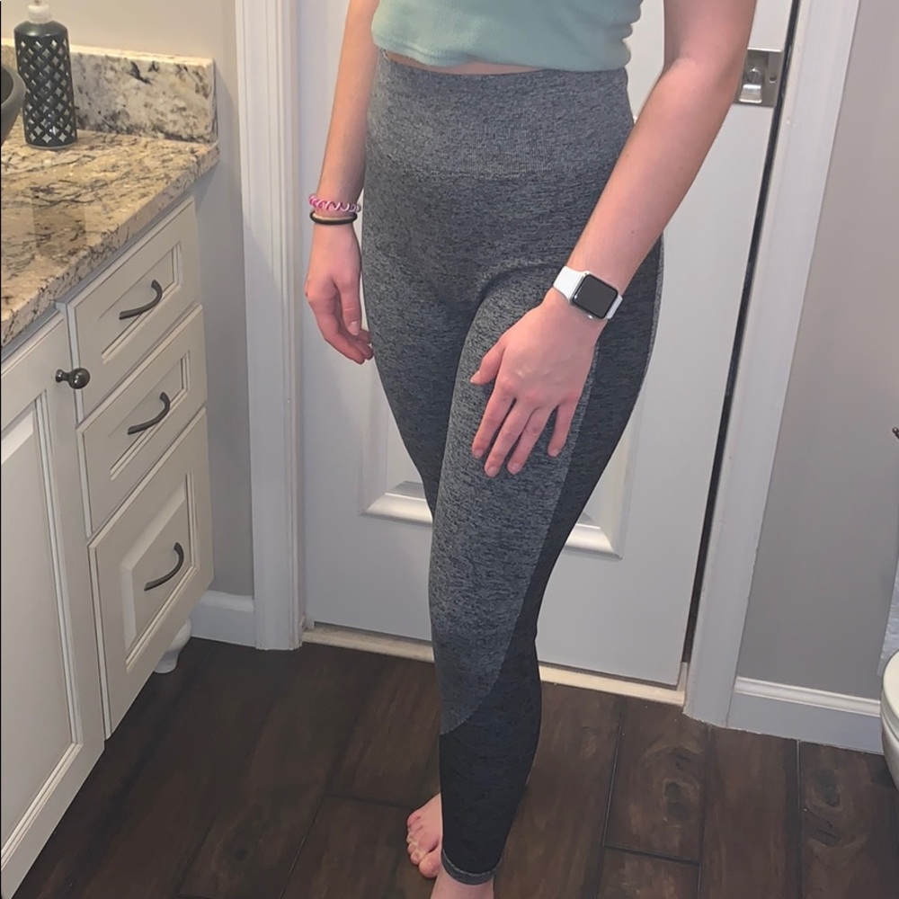 PINK Victoria’s Secret Seamless Leggings